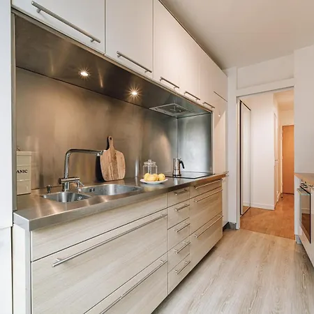 Bornova - 2 Et Balcon A Tour Eiffel