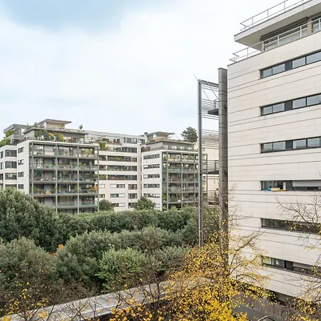 Bornova - 2 Et Balcon A Tour Eiffel Apartment