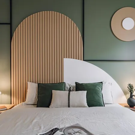 Bornova - 2 Et Balcon A Tour Eiffel Apartment *