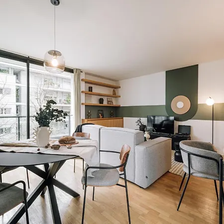 شقة Bornova - 2 Et Balcon A Tour Eiffel باريس