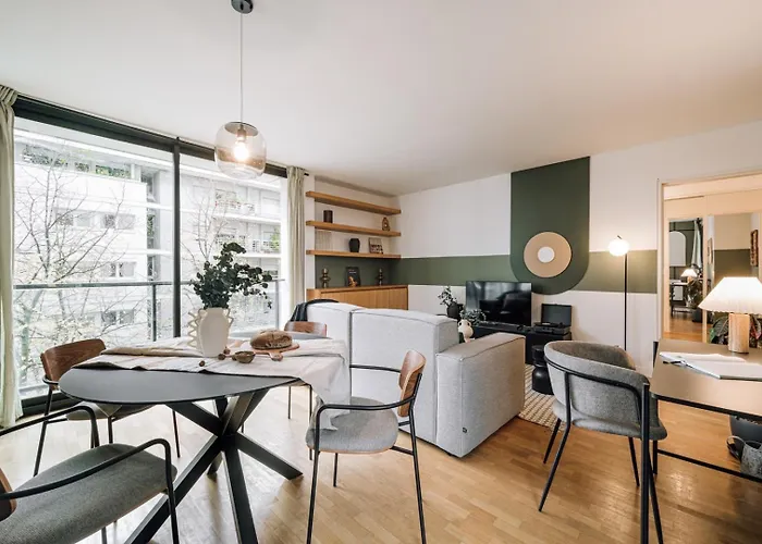 شقة Bornova - 2 Et Balcon A Tour Eiffel باريس